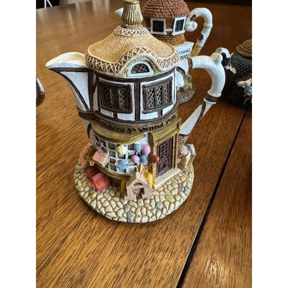 Hometown Teapot Cottages Lot of 5 Teapot Trinket Boxes Hardware Ice Cream Antiqu